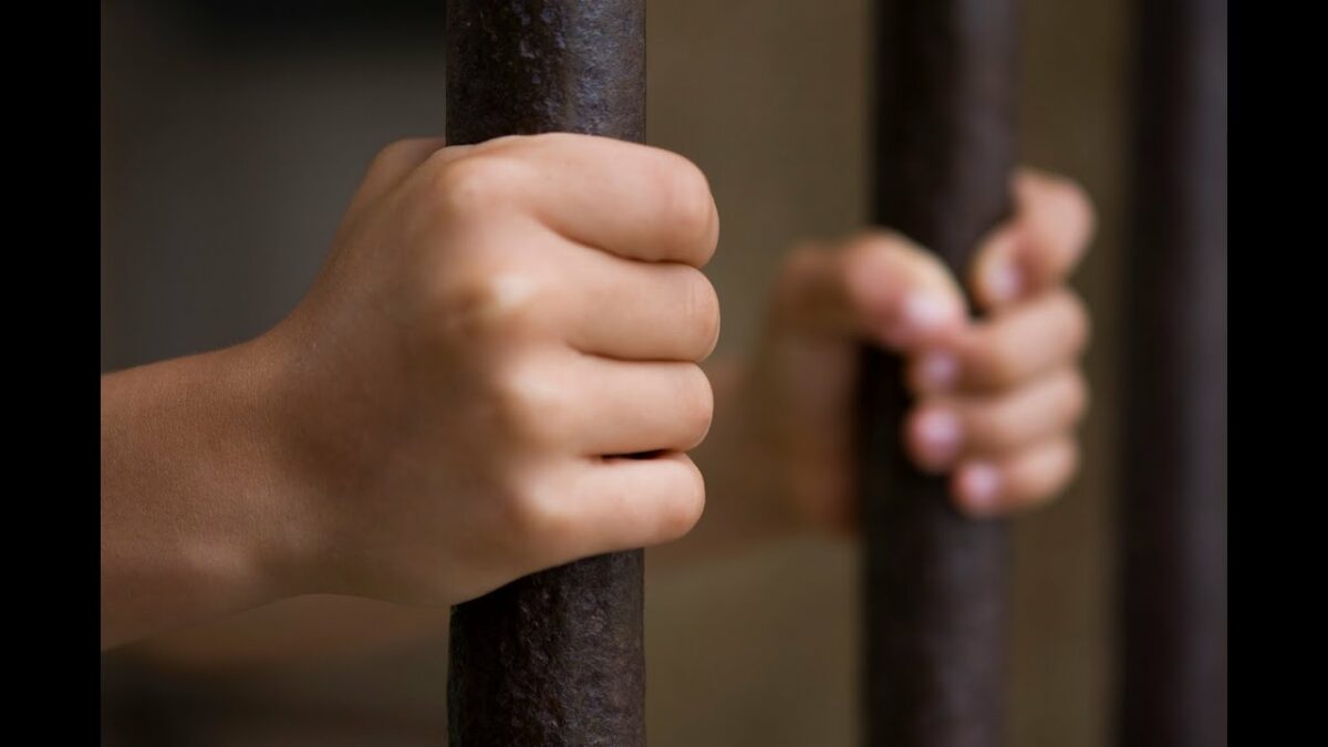 WARNING! Thousands Of Dangerous Inmates Are Being Set Free